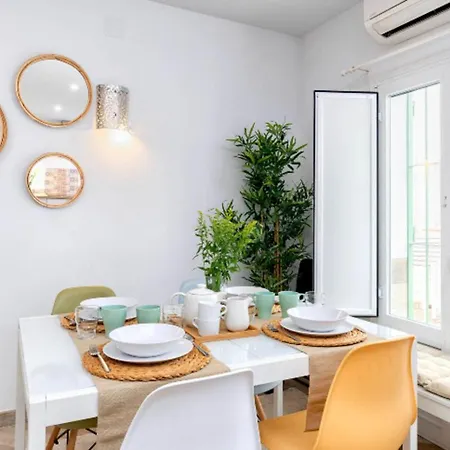 House With Rooftop Terrace At The - Tcm Holiday home